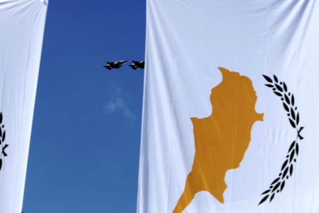Πως τα F-16 που πέταξαν στην Κύπρο πήραν την ταυτότητα των Τούρκων (βίντεο)
